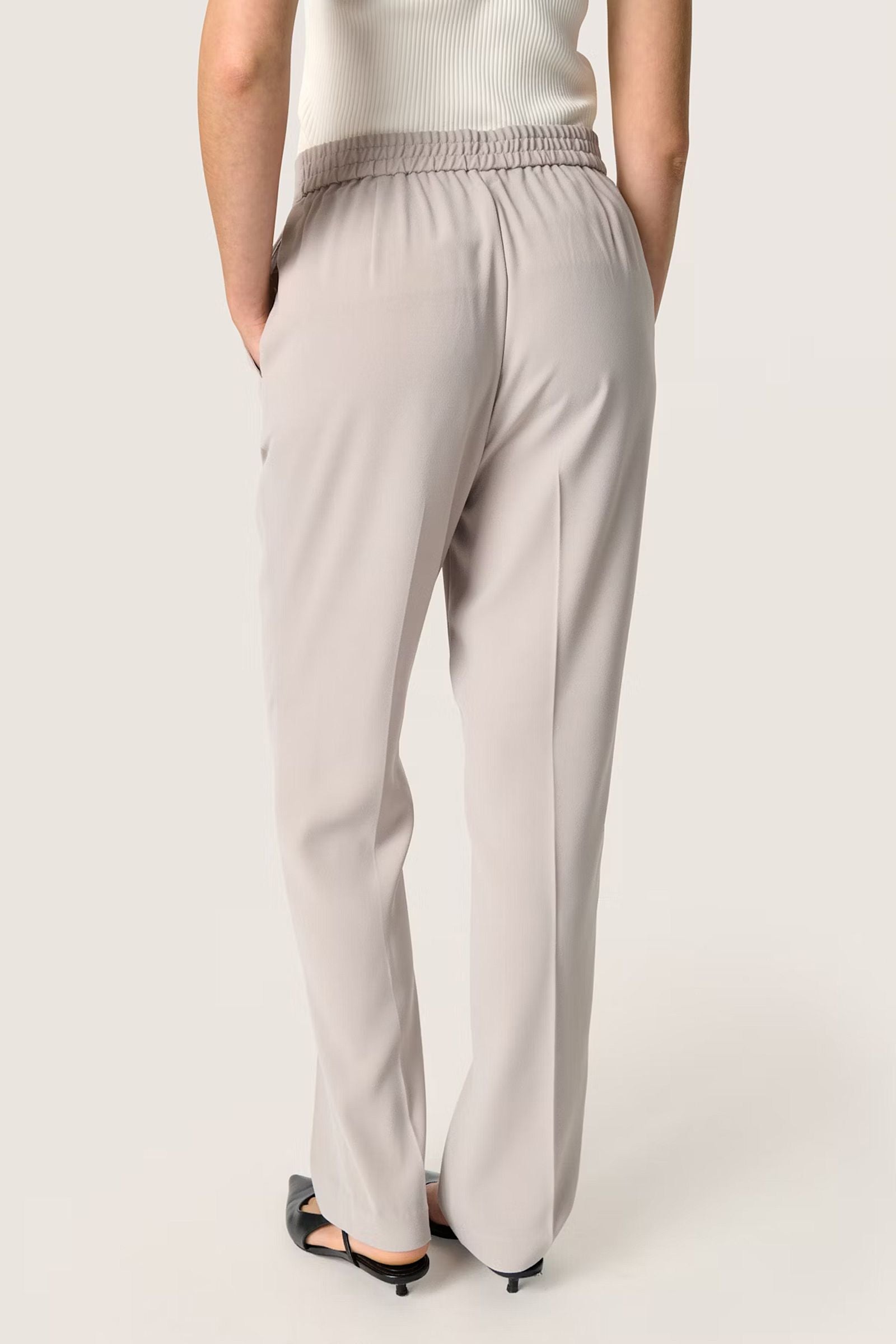 Shirley Trouser in Porpoise