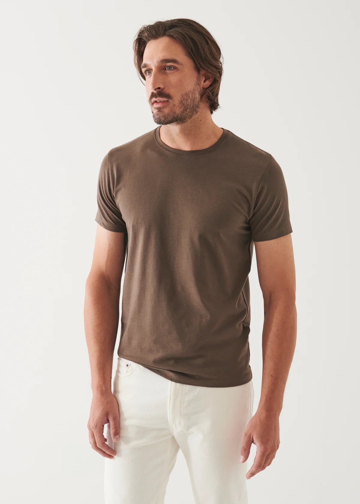 Iconic Pima Cotton Stretch T-Shirt in Chestnut