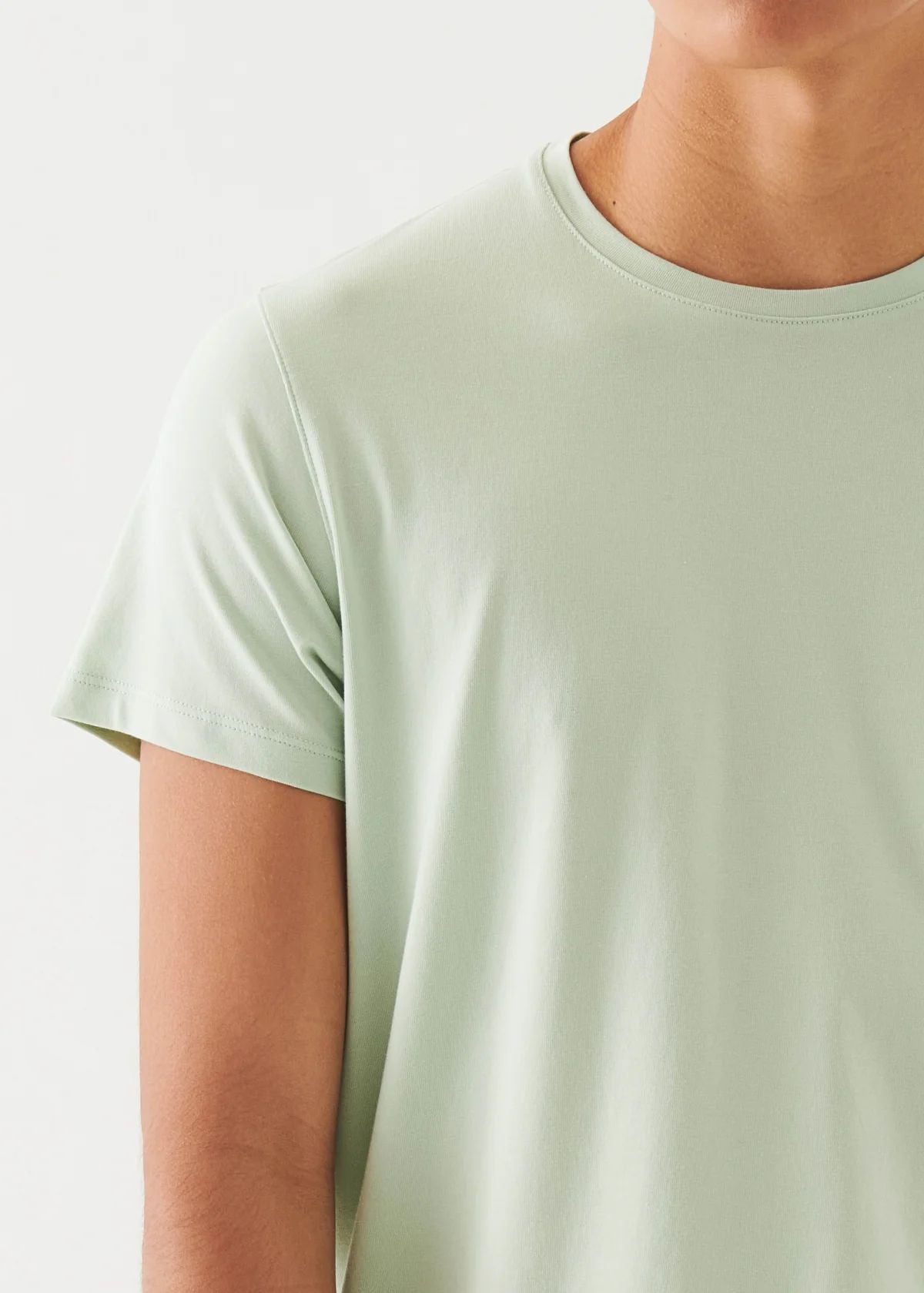 Iconic Pima Cotton Crew Neck in Light Lime