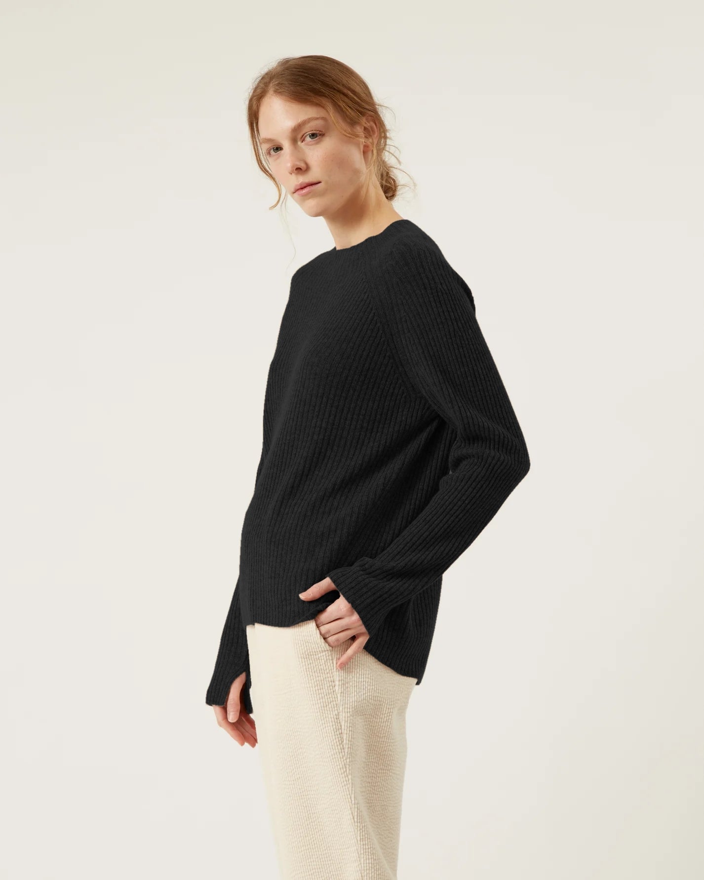 Bara Wool Cashmere Sweater in Black