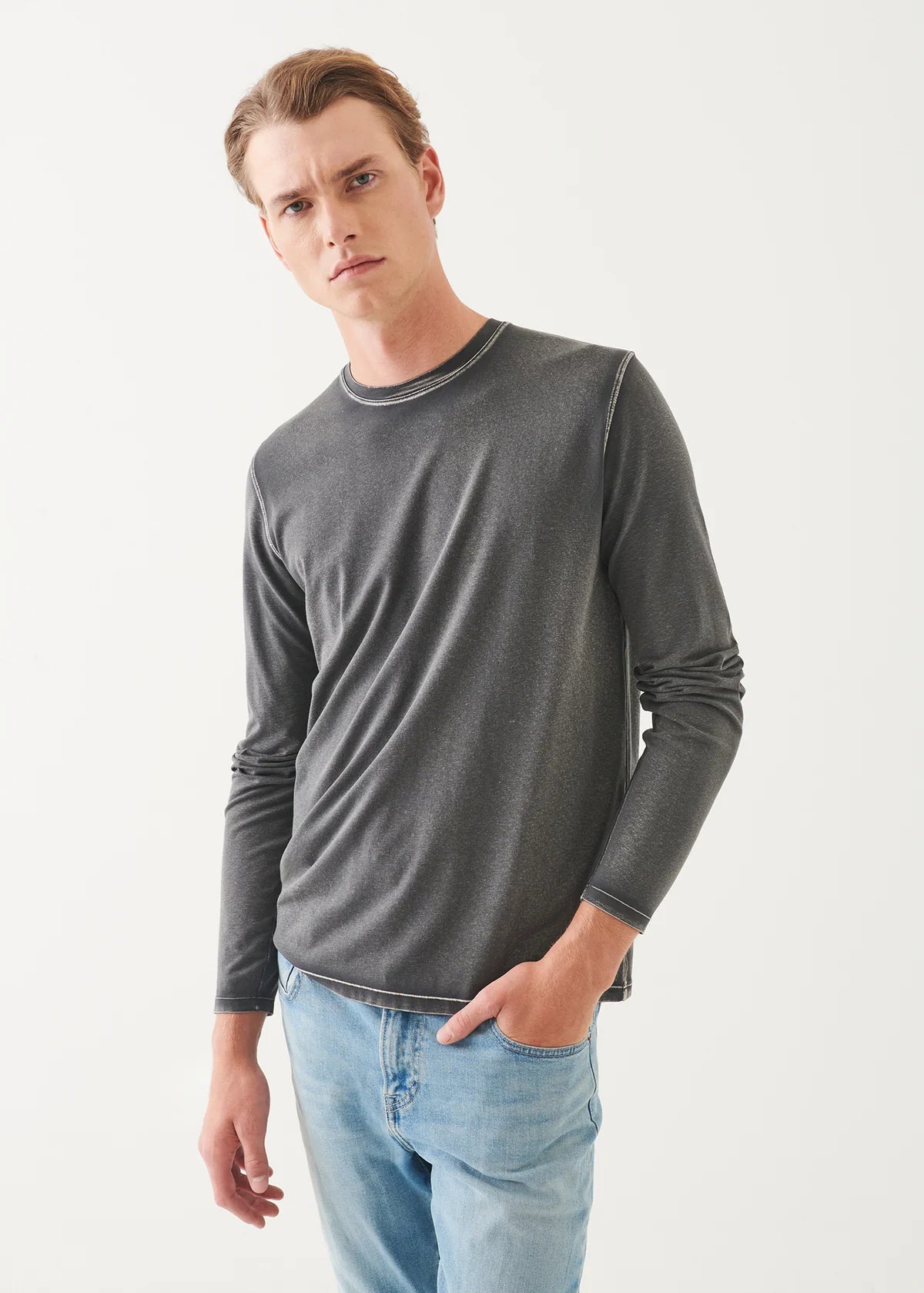 Pima Cotton Stretch Vintage Wash Long Sleeve T-Shirt in Soot