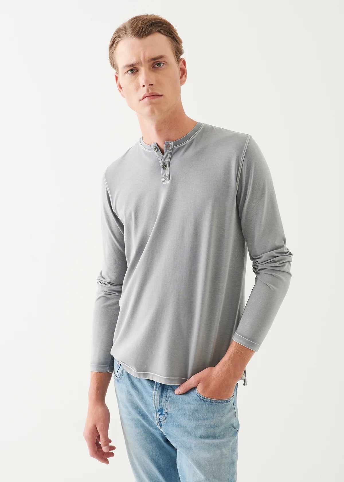 Vintage Wash Henley in Grey Mist