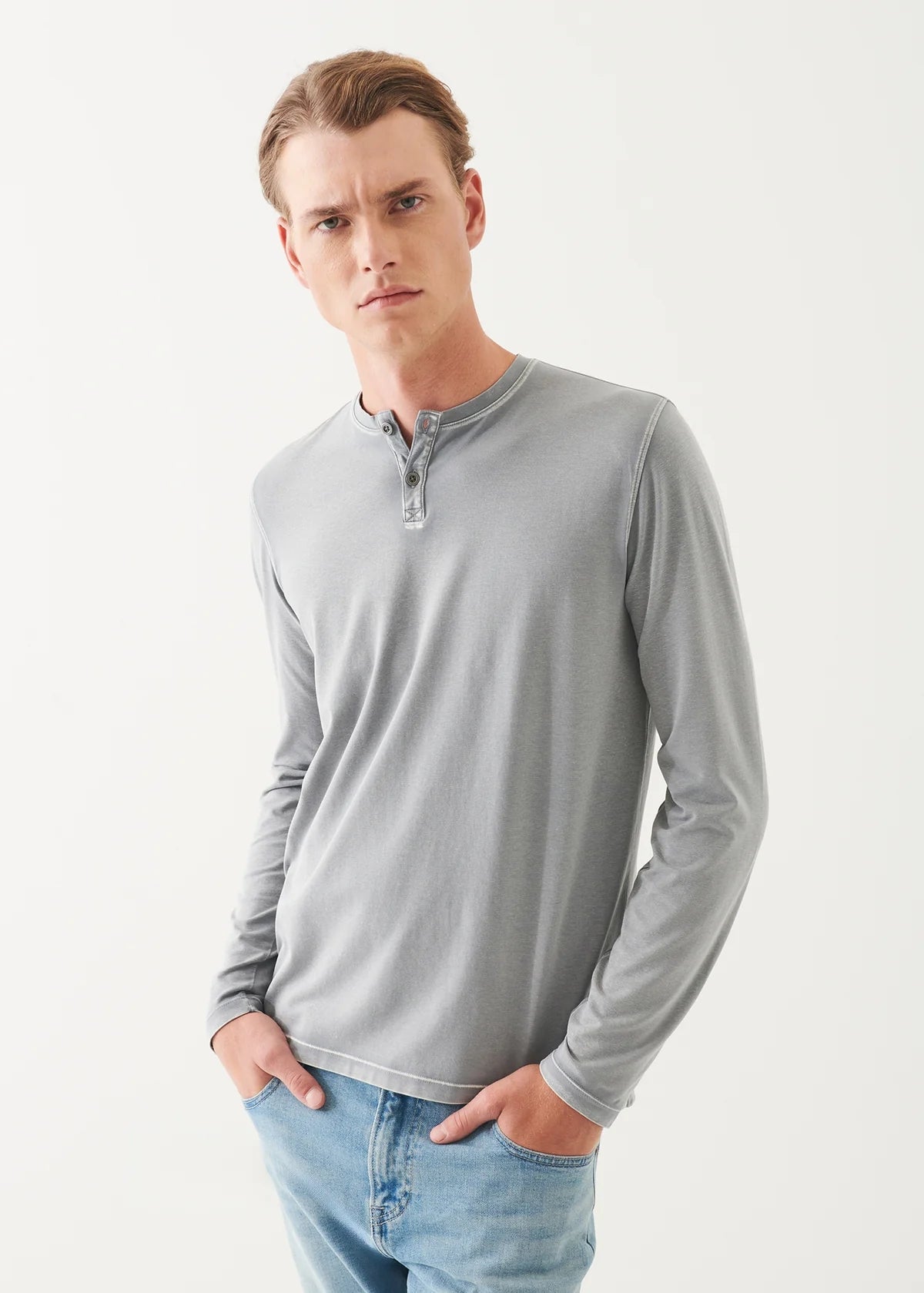 Vintage Wash Henley in Grey Mist