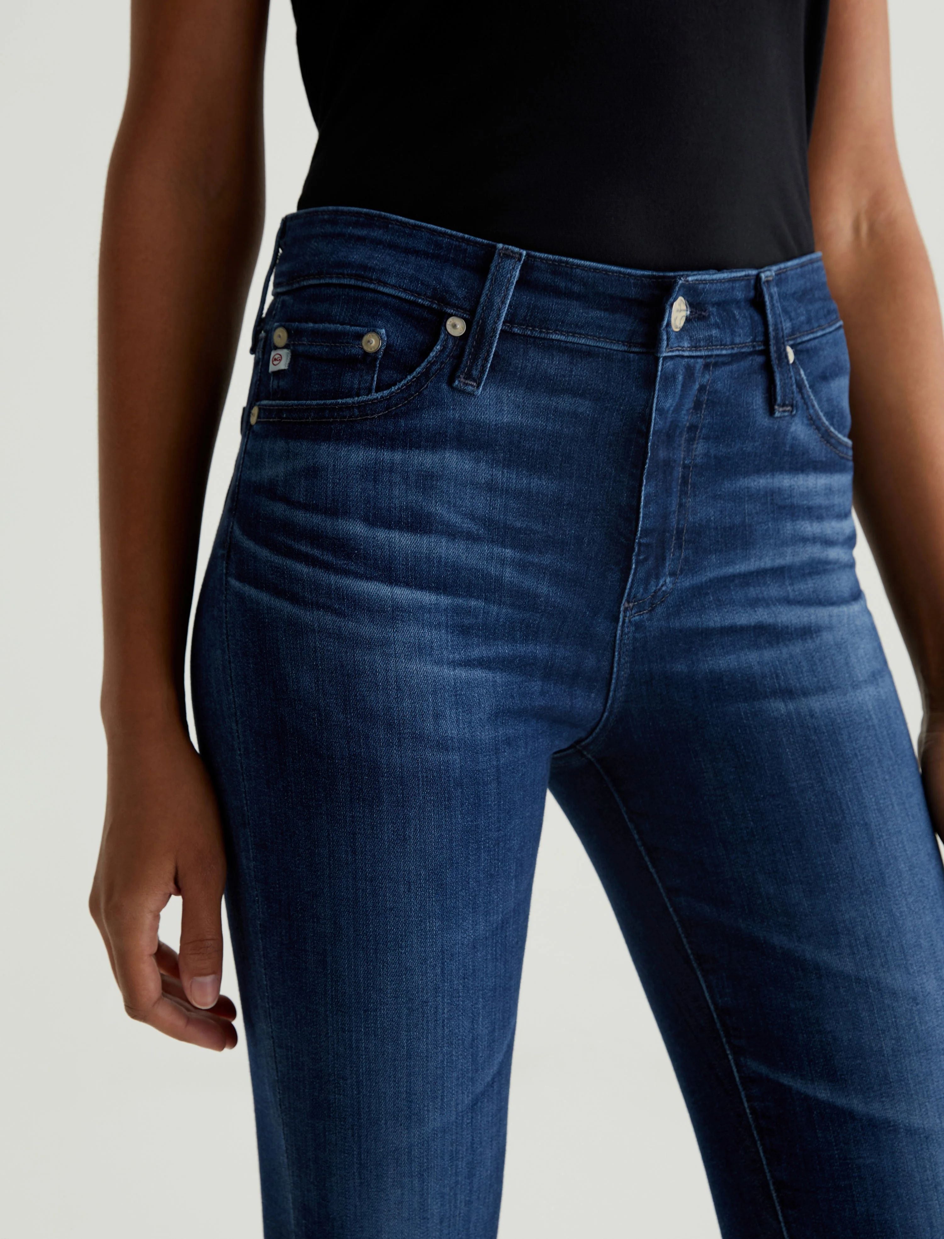 Mari Mid-Rise Slim Straight in 5 Years Blue Essence