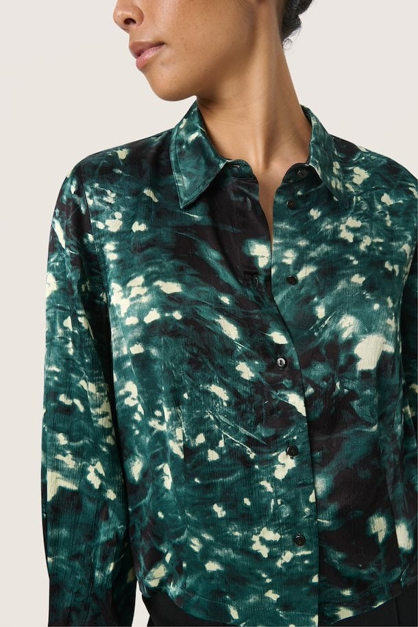 Miria Shirt in Rain Forrest Splash Print